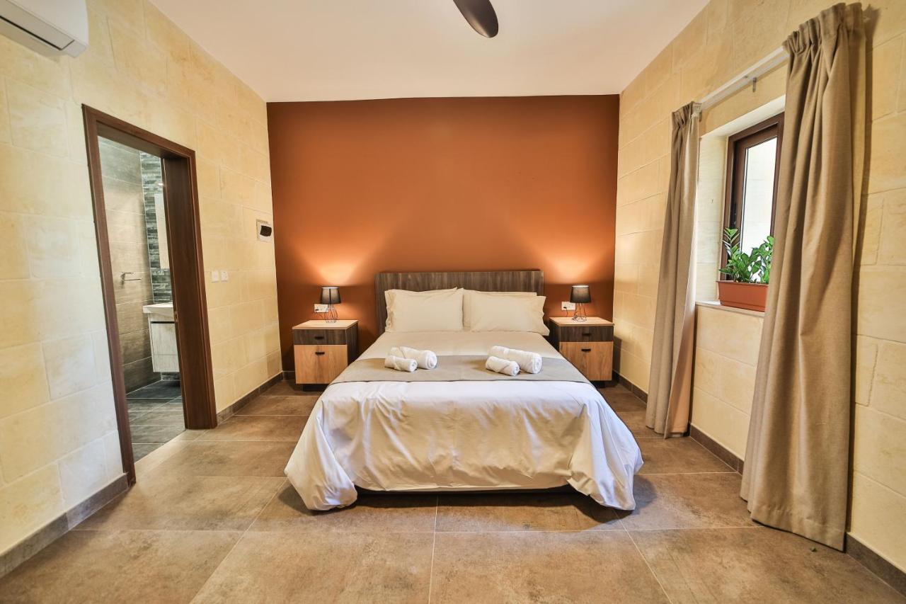 49 Sunrise Lodge Għajnsielem Esterno foto