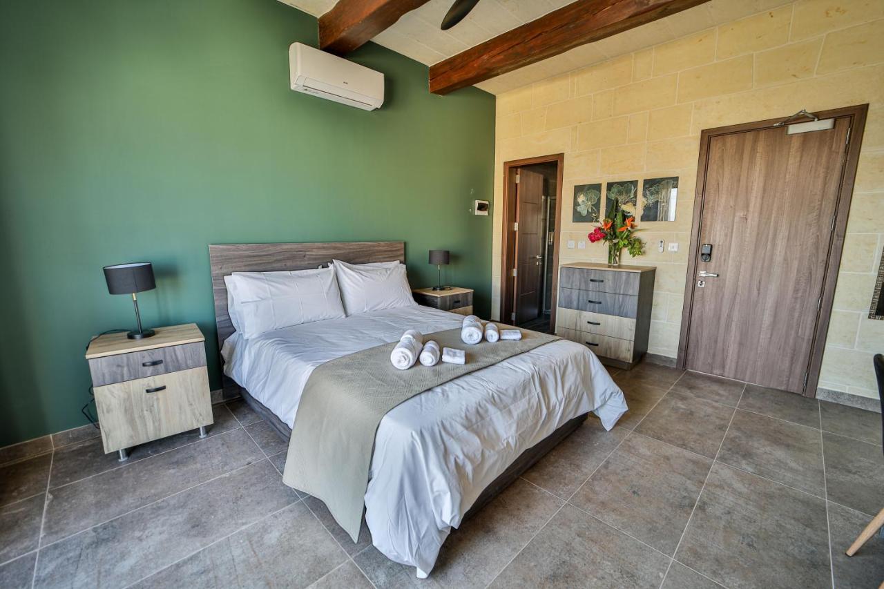 49 Sunrise Lodge Għajnsielem Esterno foto