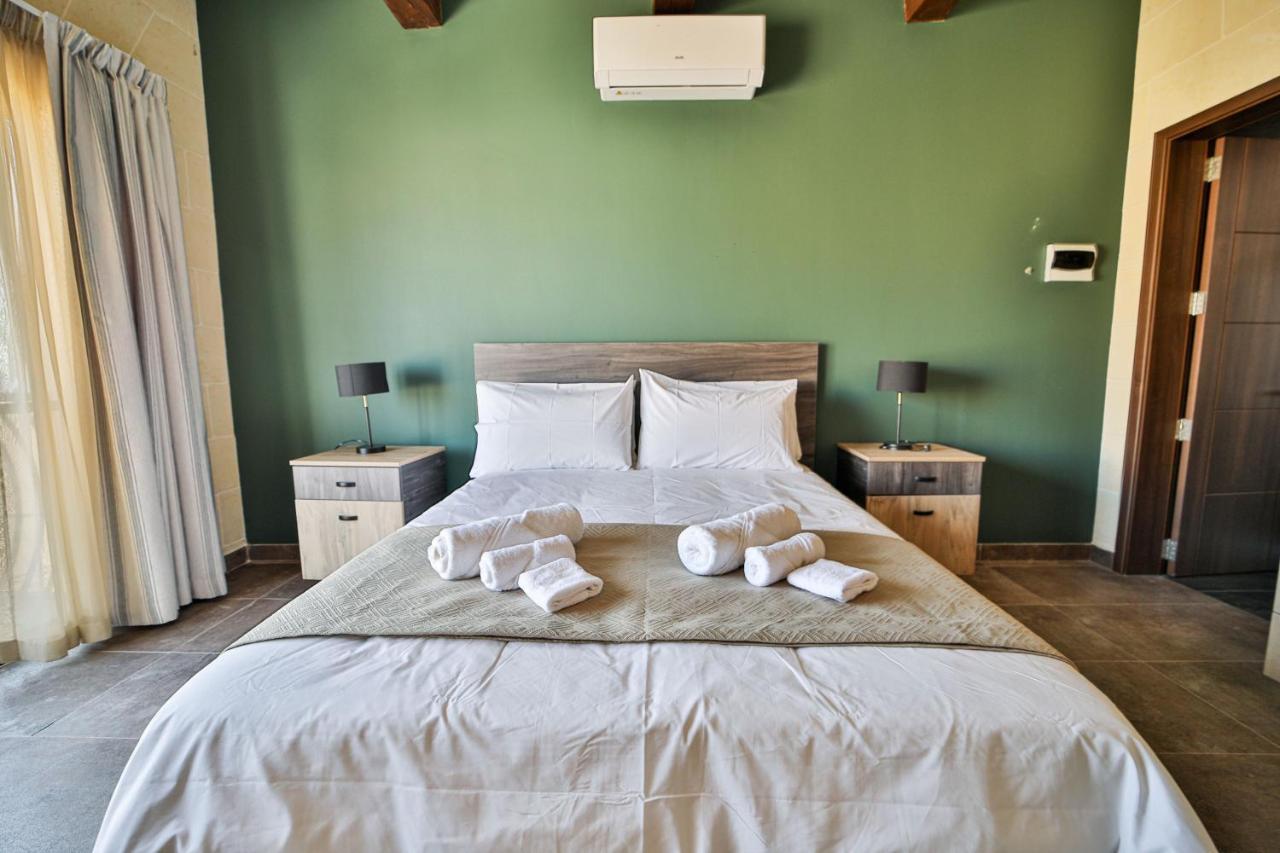 49 Sunrise Lodge Għajnsielem Esterno foto