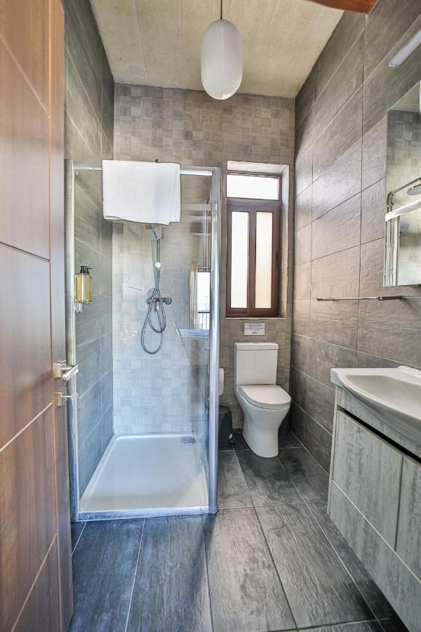 49 Sunrise Lodge Għajnsielem Esterno foto
