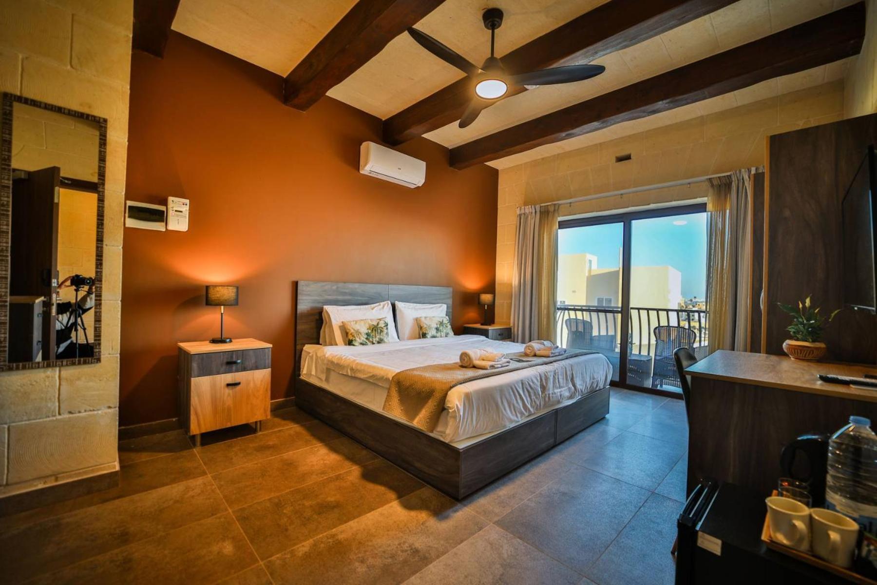 49 Sunrise Lodge Għajnsielem Esterno foto