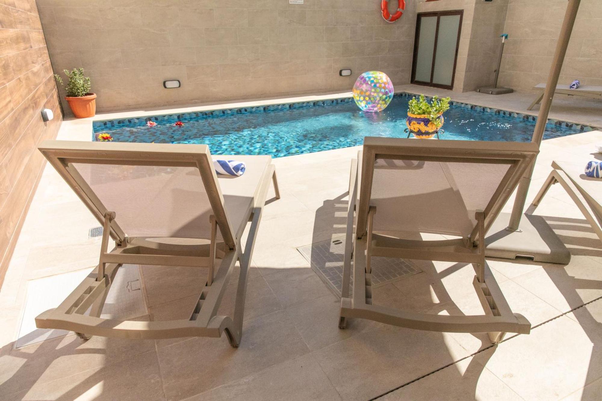 49 Sunrise Lodge Għajnsielem Esterno foto