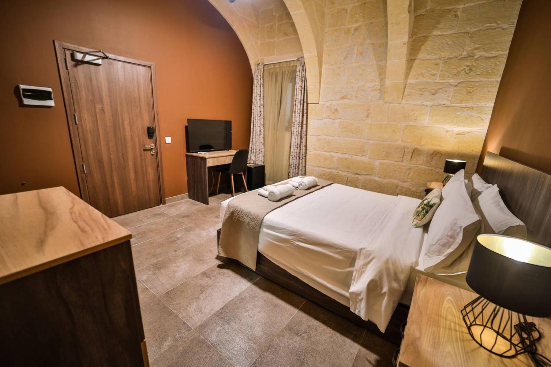 49 Sunrise Lodge Għajnsielem Esterno foto